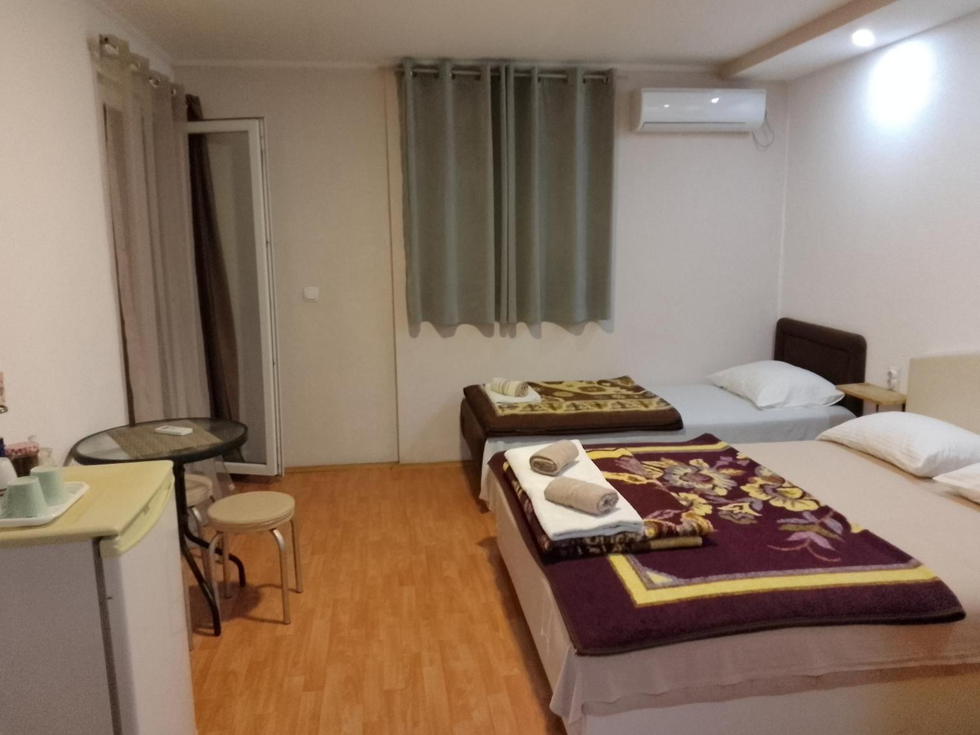 Rooms Jancic Улцинь Экстерьер фото